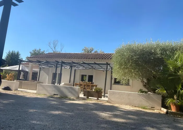 Maison 65 Terron Holiday home